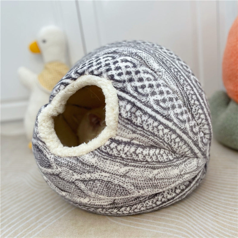CozyKnit Wool Ball Cat Nest